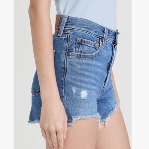Levi’s rib cage shorts